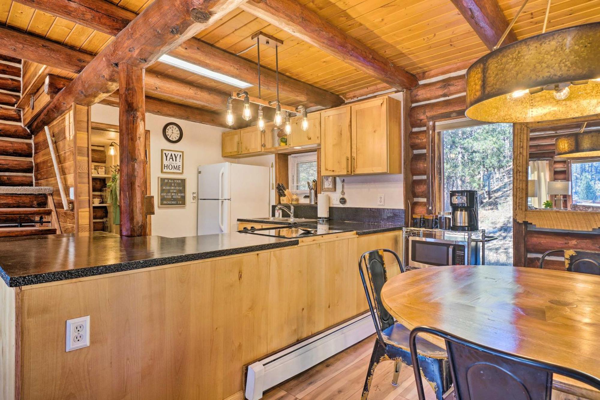 Classic Colorado Log Home With Mountain Views! Florissant Εξωτερικό φωτογραφία